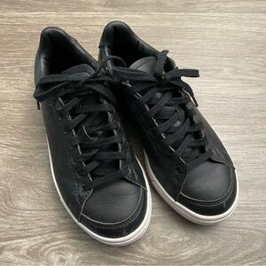 Adidas Black Adicross Spikeless Golf Shoes Kids/Youth Size 3.5